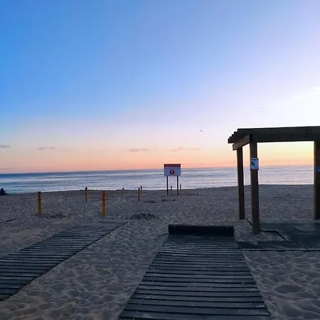 Blue Boat House - The Atlantic Breeze Nazare