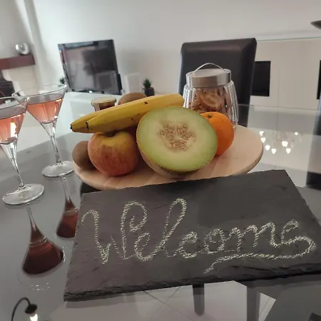 Blue Boat House - The Atlantic Breeze * Nazaré